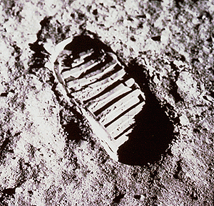 Footprint on the Moon -- courtesy of <a href=